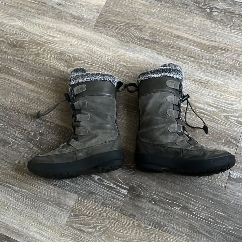 All in Motion girls snow boot winter waterproof lined size 2